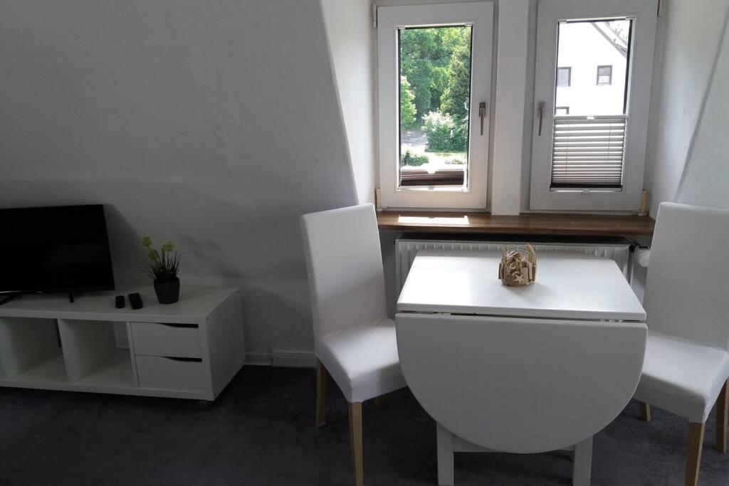 Helle 2-Zimmerwohnung Am Stadtrand Hildesheim Buitenkant foto